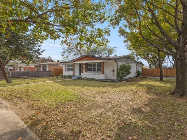 10879  Cassandra Way , Dallas Texas 75228