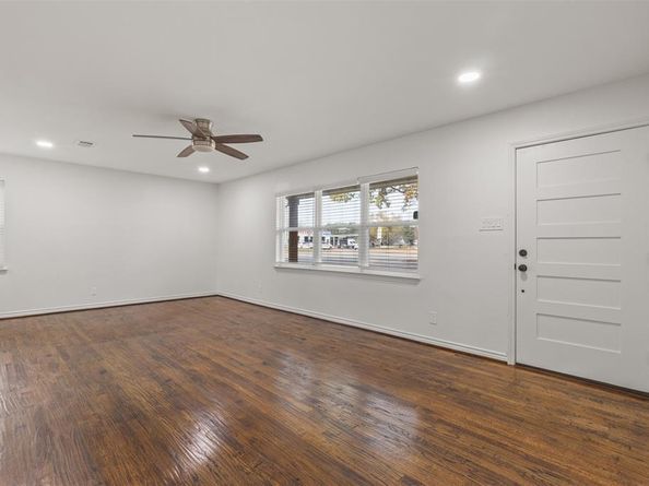 10879  Cassandra Way , Dallas Texas 75228