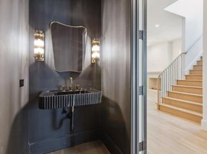 1801  Loving Avenue , Dallas Texas 75214