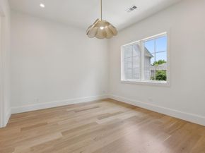 1801  Loving Avenue , Dallas Texas 75214