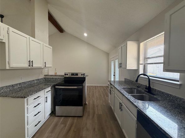 418 S Las Vegas Trail , White Settlement Texas 76108