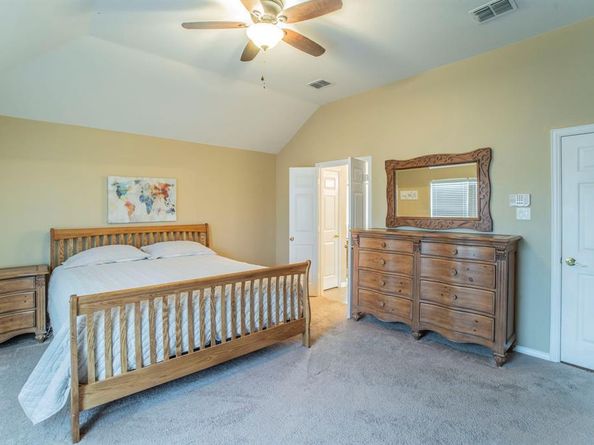 6607  Merlot Lane , Arlington Texas 76002