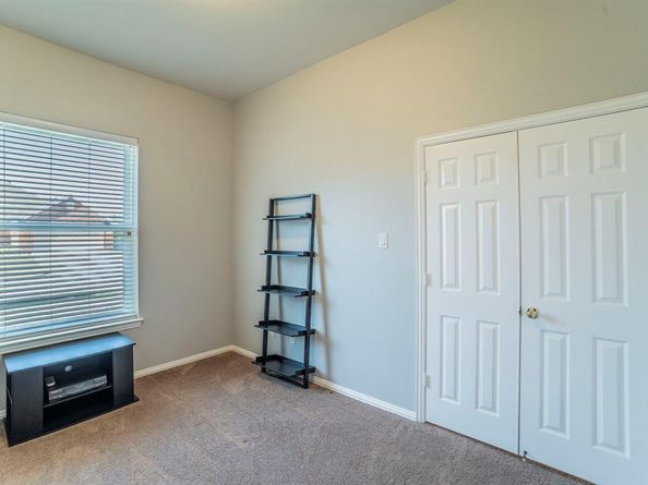 6607  Merlot Lane , Arlington Texas 76002