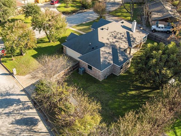 5532  Chimney Rock Road , Fort Worth Texas 76112
