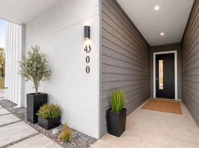 400 S Henderson Avenue , Dallas Texas 75223