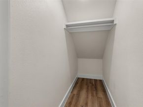 400 S Henderson Avenue , Dallas Texas 75223