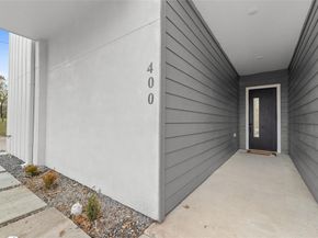 400 S Henderson Avenue , Dallas Texas 75223