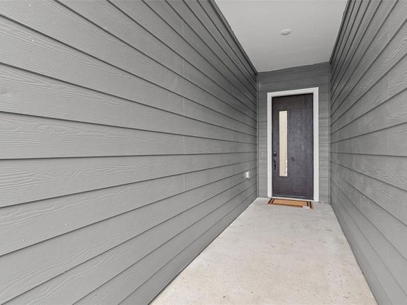 400 S Henderson Avenue , Dallas Texas 75223