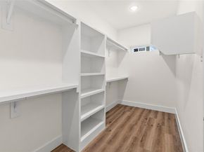 400 S Henderson Avenue , Dallas Texas 75223