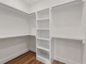 400 S Henderson Avenue , Dallas Texas 75223