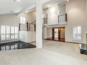 820  Pavillion Street , Dallas Texas 75204