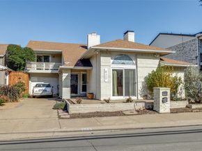 820  Pavillion Street , Dallas Texas 75204