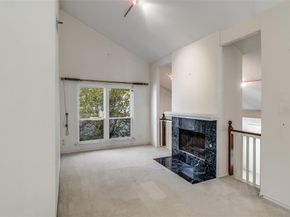 820  Pavillion Street , Dallas Texas 75204