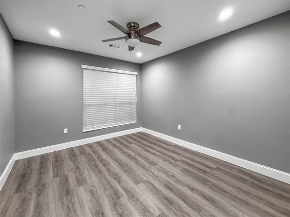 2402  Country Valley Road , Garland Texas 75041