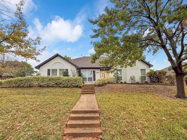 2402  Country Valley Road , Garland Texas 75041