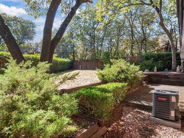 4922  Canberra Lane , Arlington Texas 76017