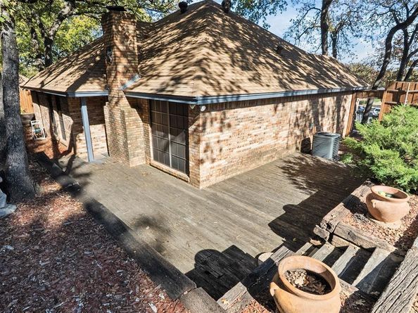 4922  Canberra Lane , Arlington Texas 76017