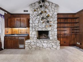 6515  Ridgeview Circle , Dallas Texas 75240