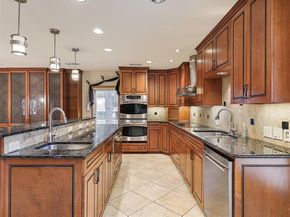 6515  Ridgeview Circle , Dallas Texas 75240