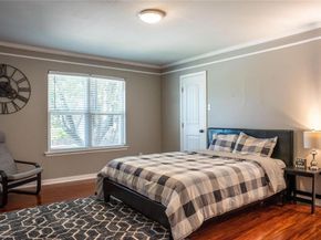 6620  Eastridge Drive  219, Dallas Texas 75231