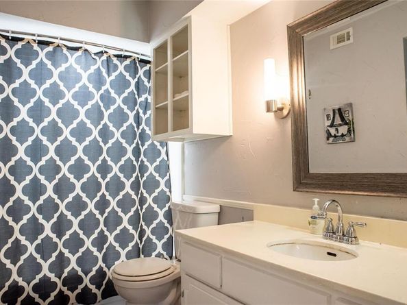 6620  Eastridge Drive  219, Dallas Texas 75231