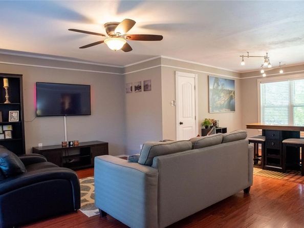 6620  Eastridge Drive  219, Dallas Texas 75231