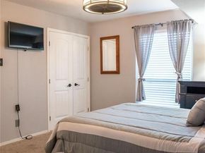 6620  Eastridge Drive  219, Dallas Texas 75231