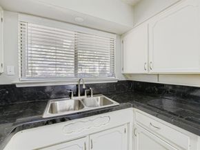 1712  Warren Lane , Fort Worth Texas 76112