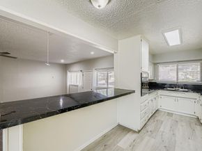 1712  Warren Lane , Fort Worth Texas 76112