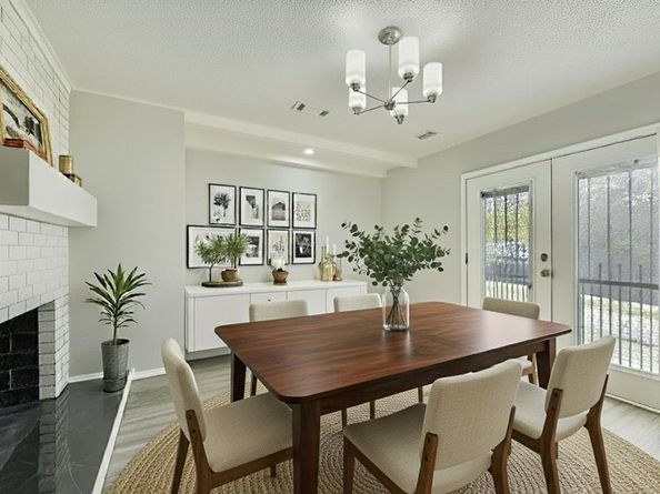 1712  Warren Lane , Fort Worth Texas 76112