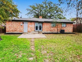 1712  Warren Lane , Fort Worth Texas 76112