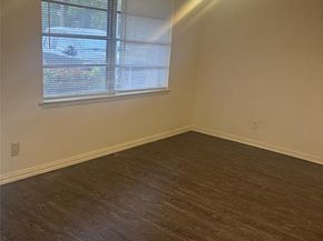 839  jadewood  , Dallas Texas 75232