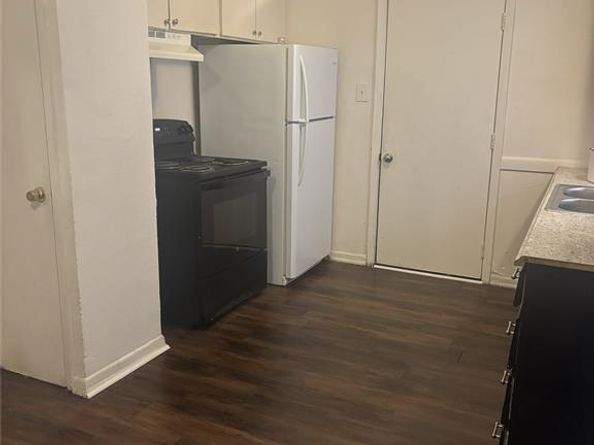 839  jadewood  , Dallas Texas 75232