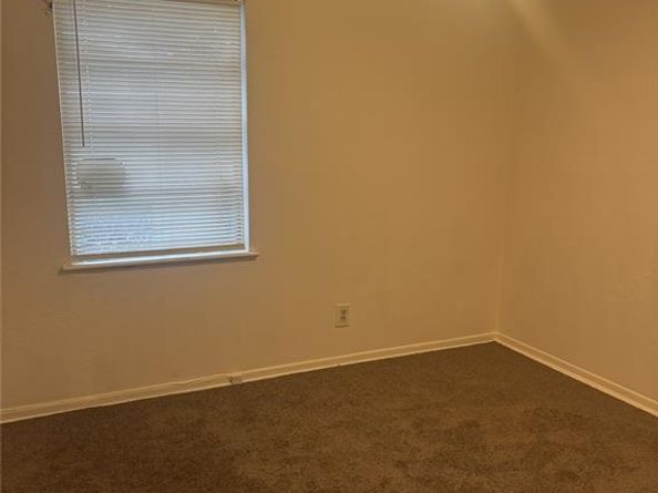 839  jadewood  , Dallas Texas 75232