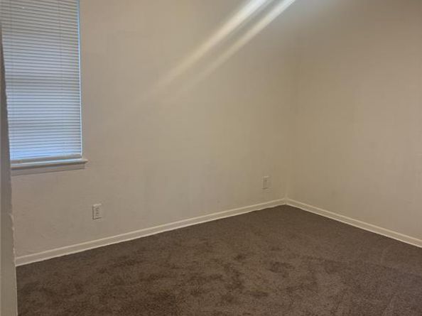 839  jadewood  , Dallas Texas 75232