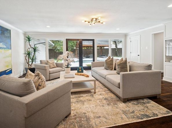 11460  Parkchester Drive , Dallas Texas 75230