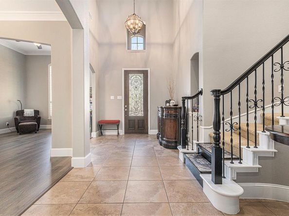 901  Fannin Drive , Lantana Texas 76226