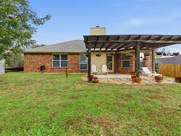 9321  Marie Court , White Settlement Texas 76108