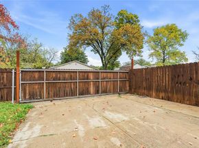 2901  Branch Oaks Drive , Garland Texas 75043