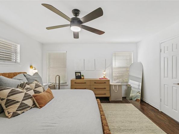 2551  El Cerrito Drive , Dallas Texas 75228