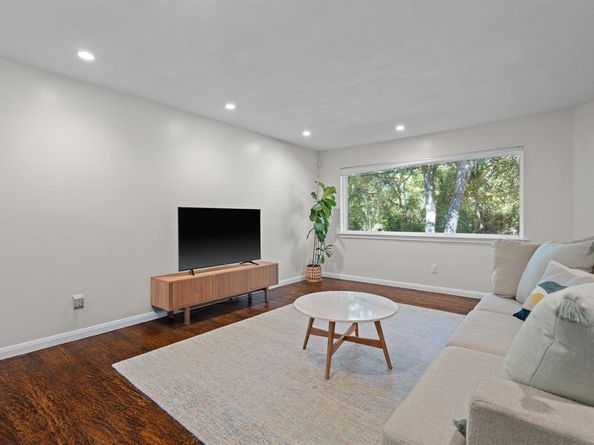 11830  Dixfield Drive , Dallas Texas 75218