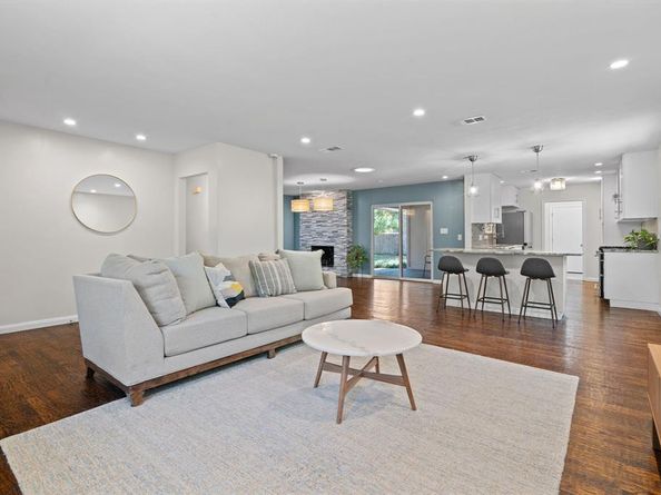 11830  Dixfield Drive , Dallas Texas 75218