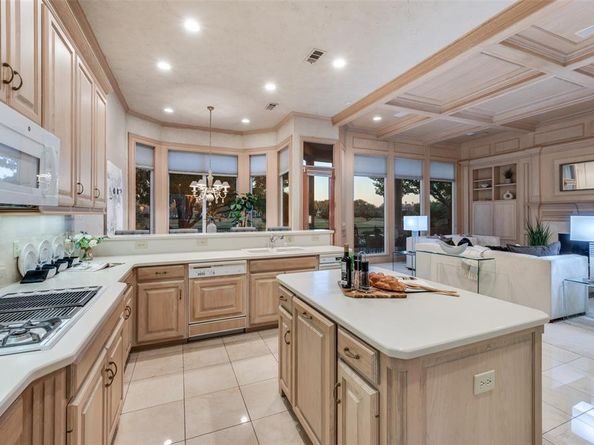 6  Mission Hills Drive , Frisco Texas 75034