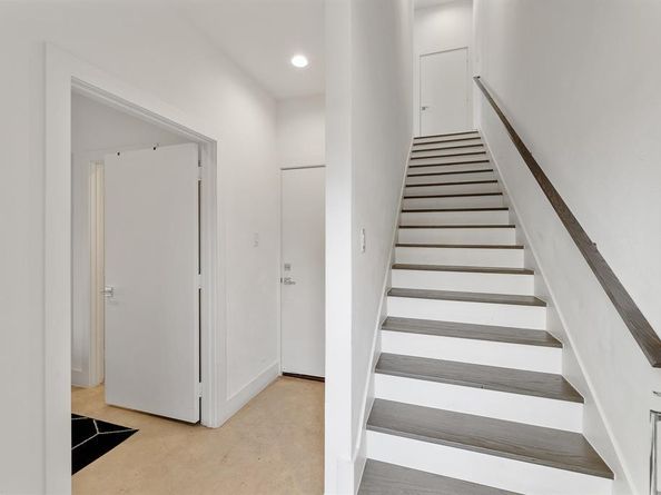 1771  Mccoy Street  401, Dallas Texas 75204