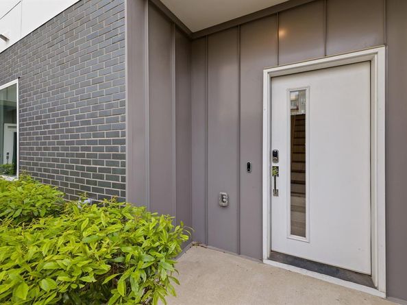 1771  Mccoy Street  401, Dallas Texas 75204