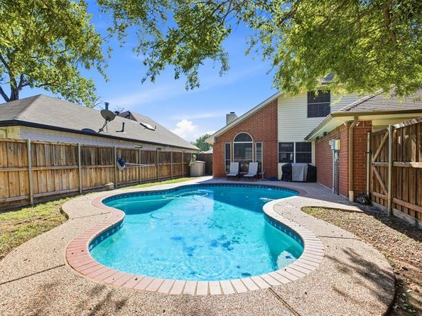 824  Stone Trail Drive , Flower Mound Texas 75028