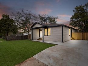 2806  28th Street , Fort Worth Texas 76106