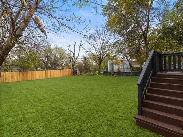 2806  28th Street , Fort Worth Texas 76106