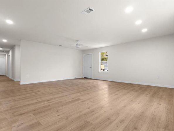 2806  28th Street , Fort Worth Texas 76106