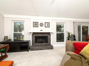 4909  Queen Court , Fort Worth Texas 76103